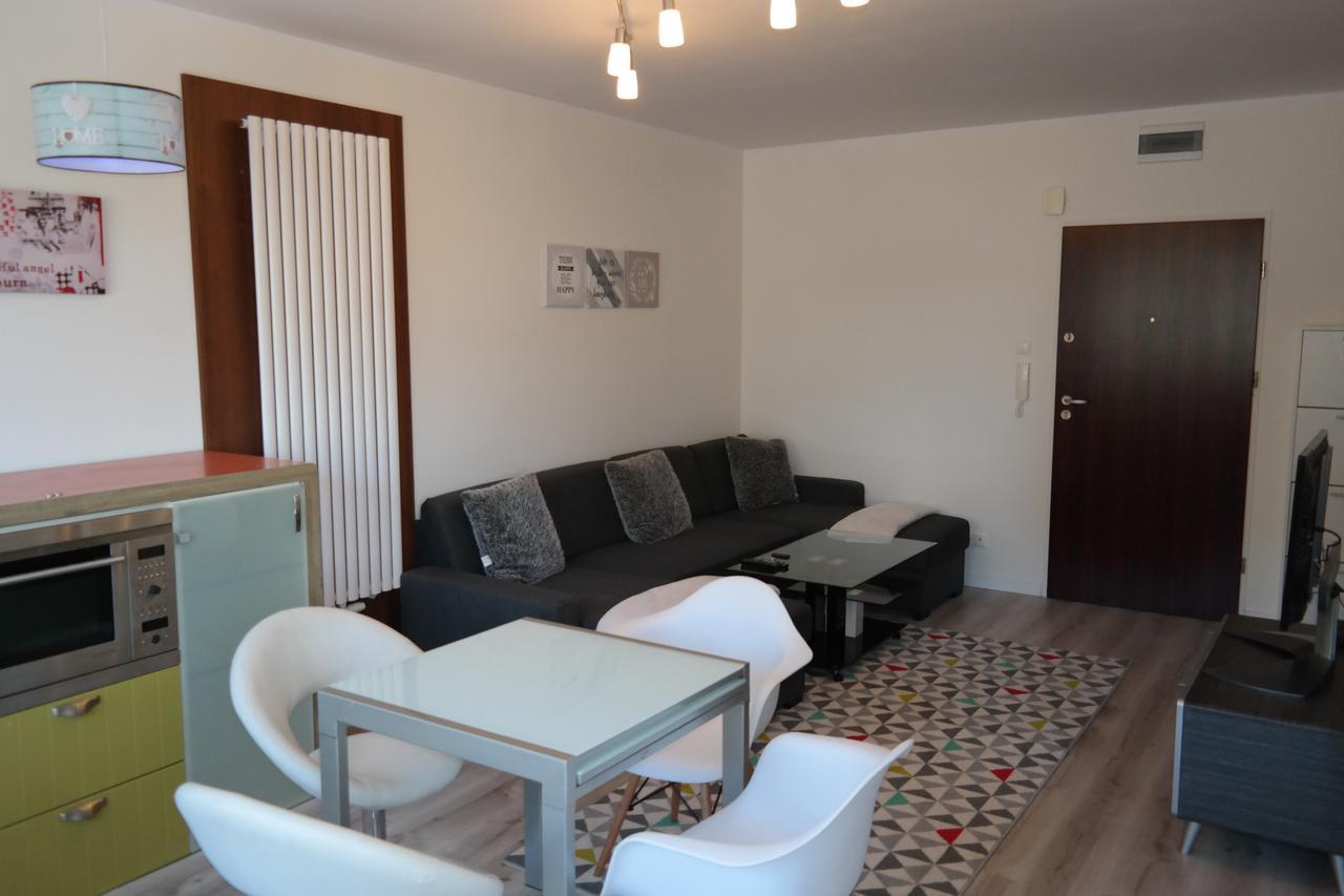 Apartamenty Na Wydmie ウストカ エクステリア 写真